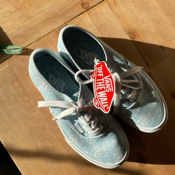 Blue/White Floral Vans - Picture 8 of 8